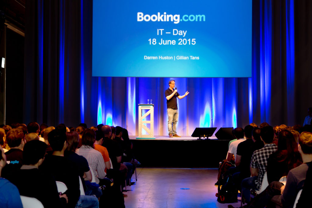 Bookings.com evenement Gijs de Kruijf Photography